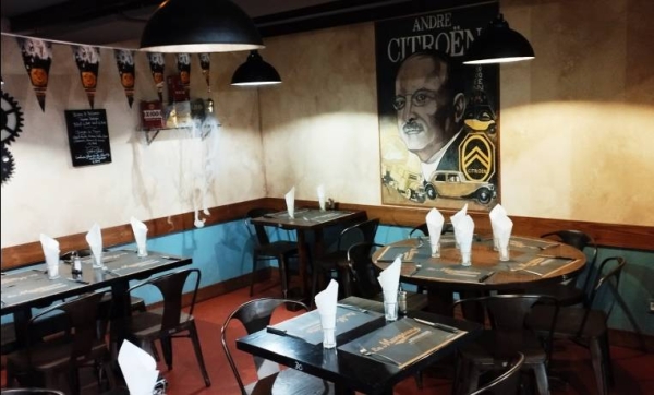 Le restaurant - La Mangoune - La Chapelle Saint-Luc - Restaurant La Chapelle Saint-Luc