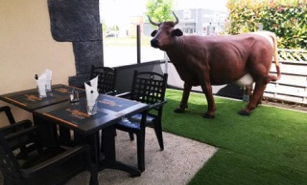 Le restaurant - La Mangoune - La Chapelle Saint-Luc - restaurant sympa LA CHAPELLE-SAINT-LUC